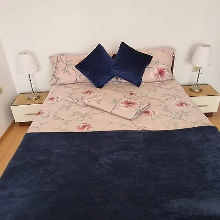 Appartamento New Line Village I7 *
